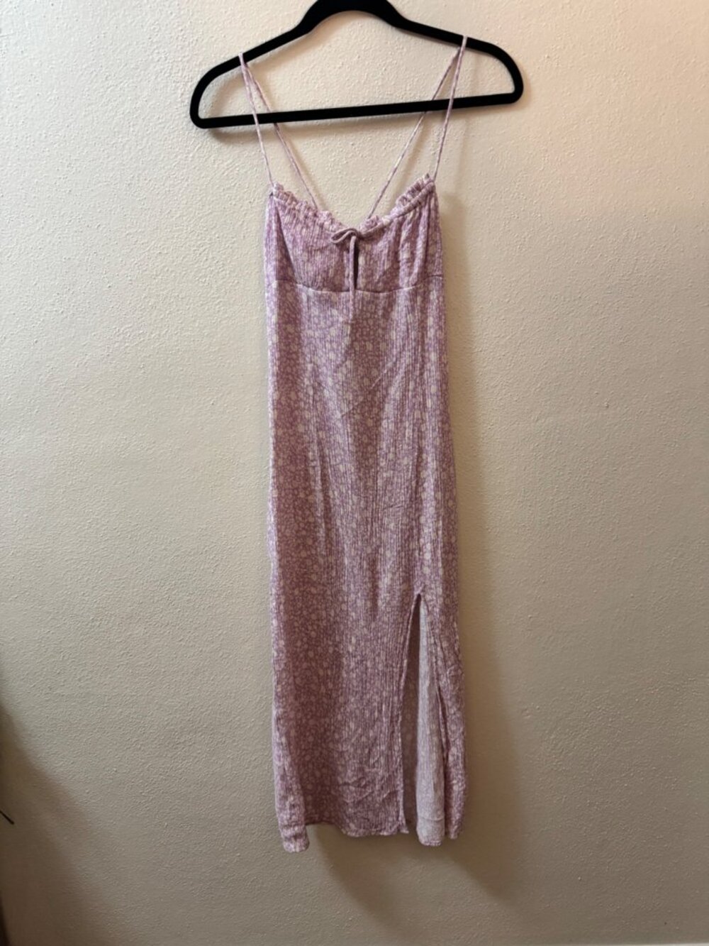 Love Tree Lavender Floral Smocked Tie Back Midi Dress S